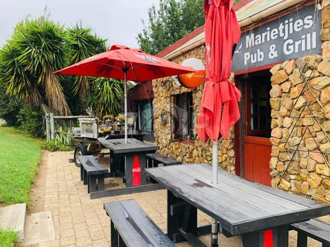 Commercial Property in Baardskeerdersbos — photo 1 of 30