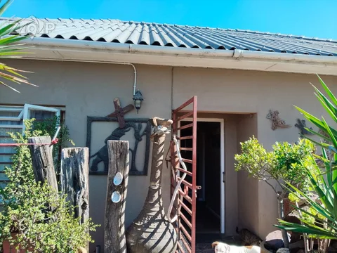 Residential Property With Income Units in Oakdale — photo 1 of 22