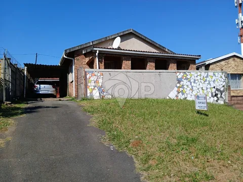 Residential Property in Austerville — photo 1 of 6