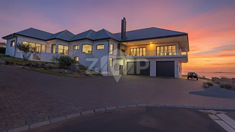 Residential Property in Langebaan — photo 1 of 15