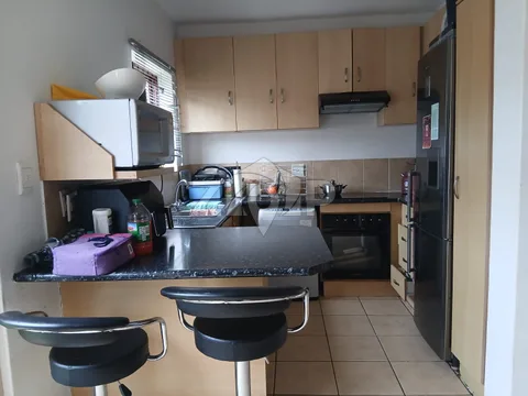 Residential Property in Milnerton — photo 1 of 6