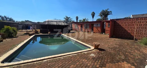 Residential Property in Witfield — photo 1 of 11