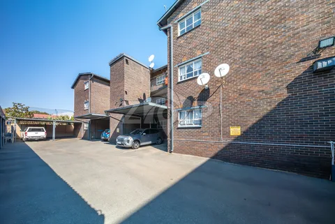 Apartment / Flat in Edenvale — photo 1 of 19