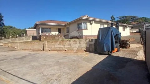 House in Montclair — photo 1 of 26
