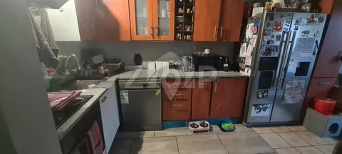 Townhouse in Edenglen — photo 1 of 25
