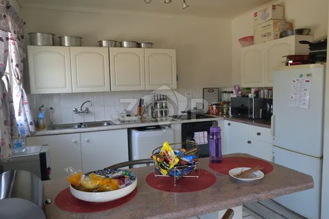 Apartment / Flat in Eden Glen — photo 1 of 10