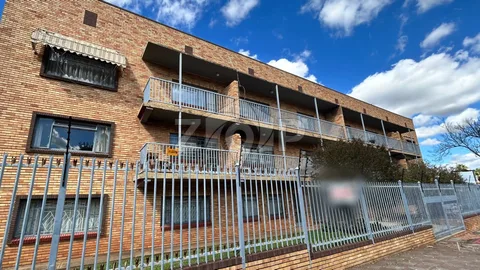 Apartment / Flat in Arboretum — photo 1 of 19